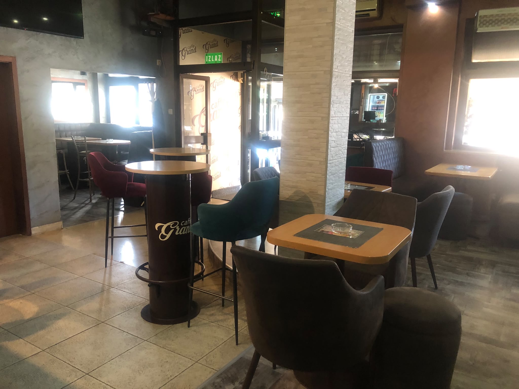 Caffe Grand enterijer 3