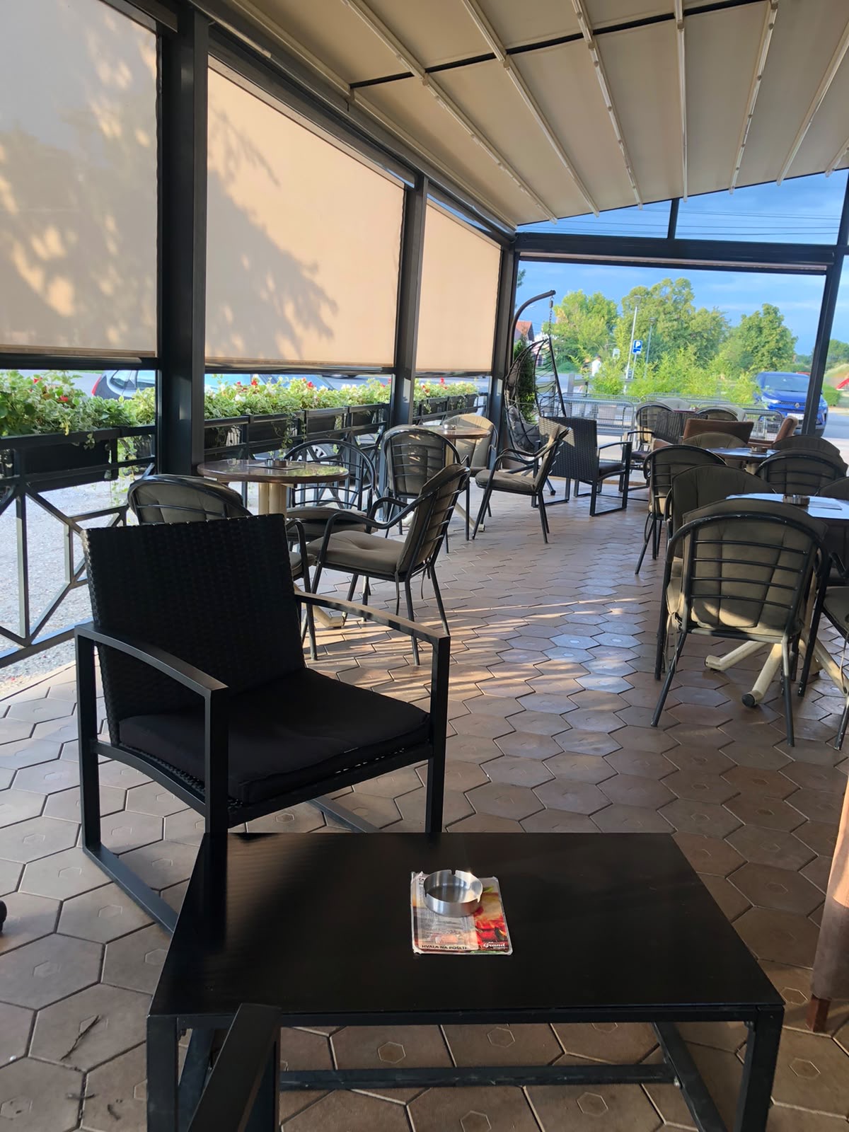 Caffe Grand ambijent 11